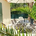 Maison En Provence 度假居 Pierrevert