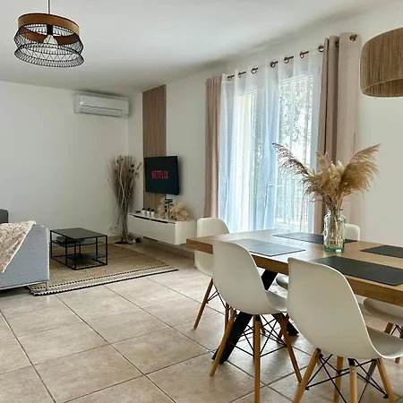 Maison En Provence Pierrevert